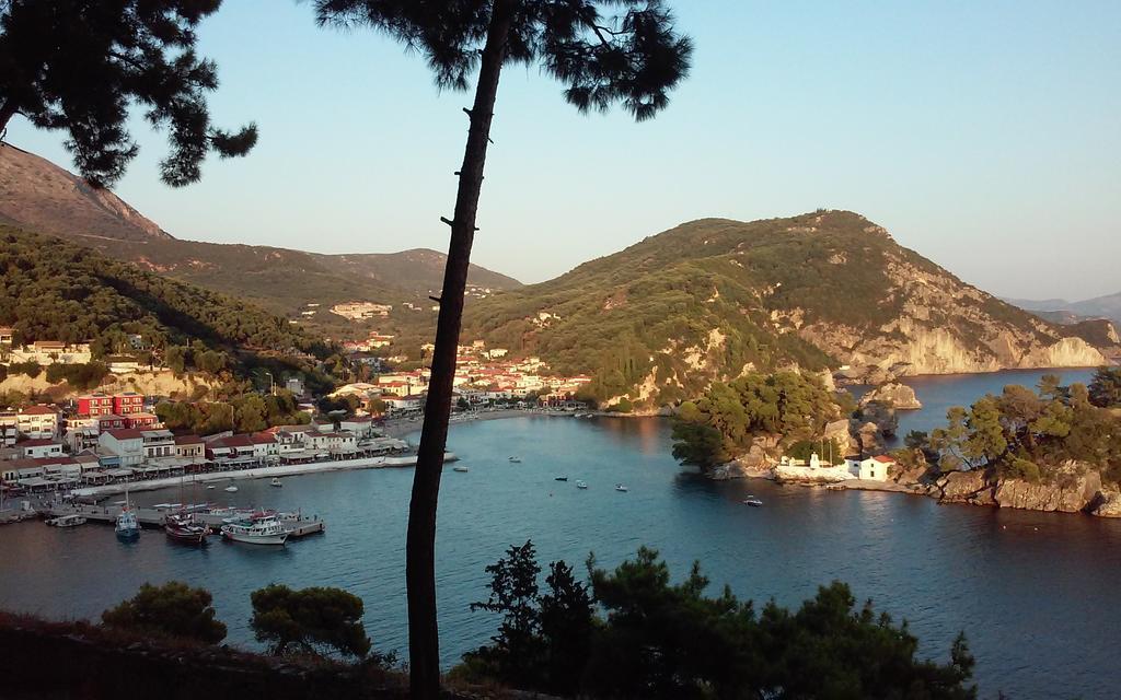 Marina'S House Hotel Parga Exterior photo